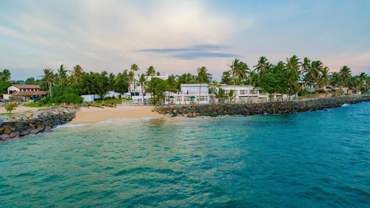 Manara Beach Resort Beruwala Ngoại thất bức ảnh