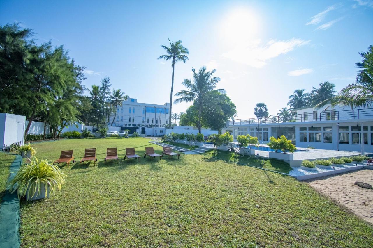Manara Beach Resort Beruwala Ngoại thất bức ảnh