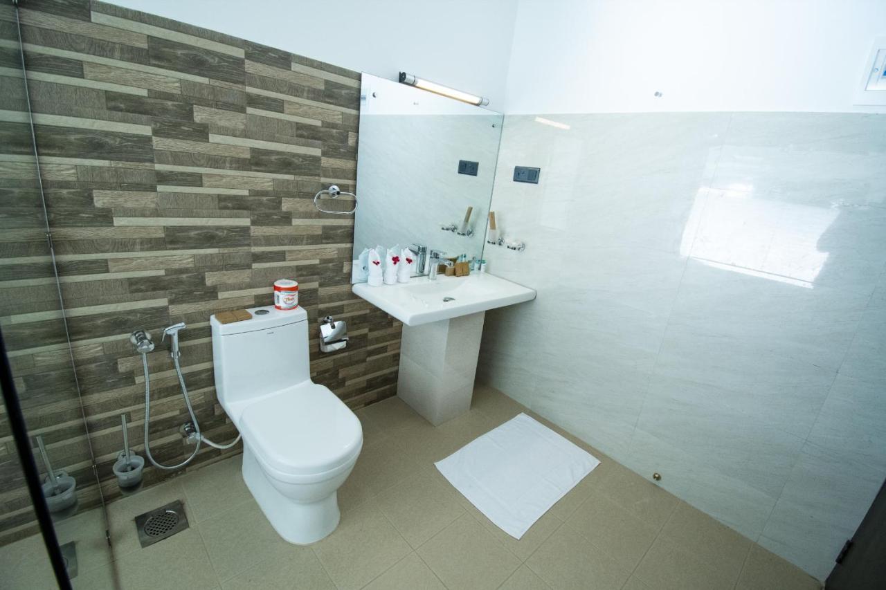 Manara Beach Resort Beruwala Ngoại thất bức ảnh