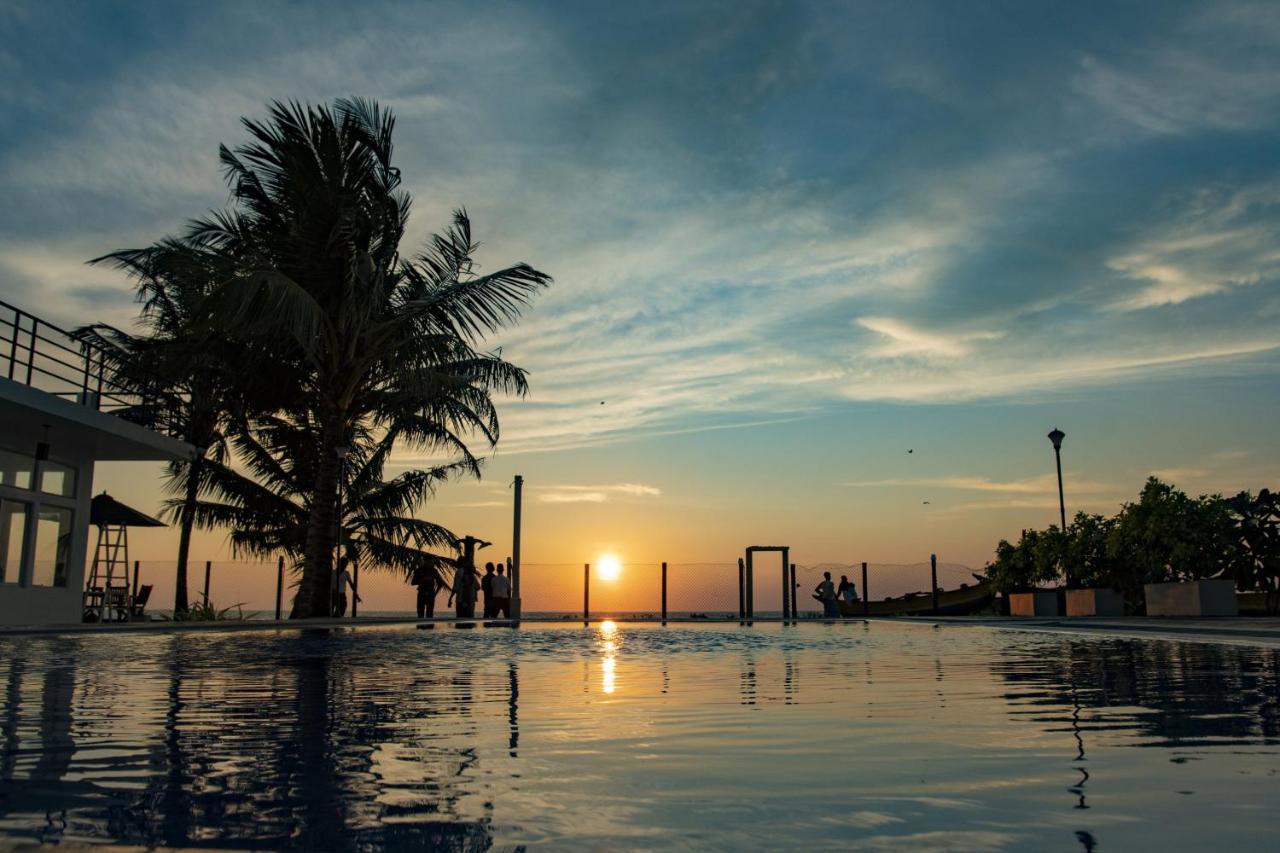 Manara Beach Resort Beruwala Ngoại thất bức ảnh